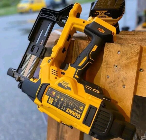 ccccc-600x575-1 DeWalt Tool Pallet